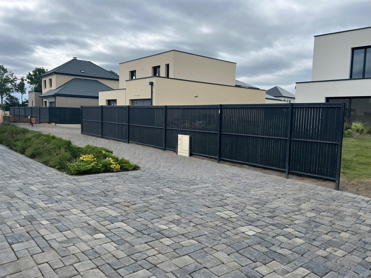 Systèmes de fermeture, Cloture Construction