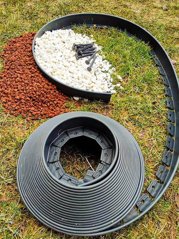 Limitteur d'herbe, Cloture Construction